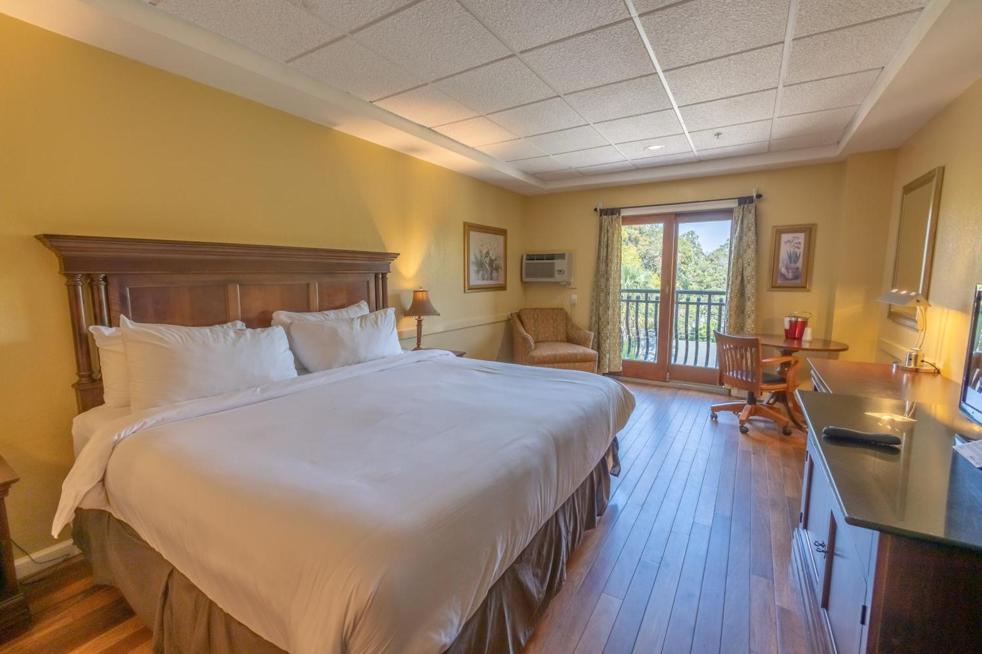Ocean Inn & Suites St. Simons Island Εξωτερικό φωτογραφία