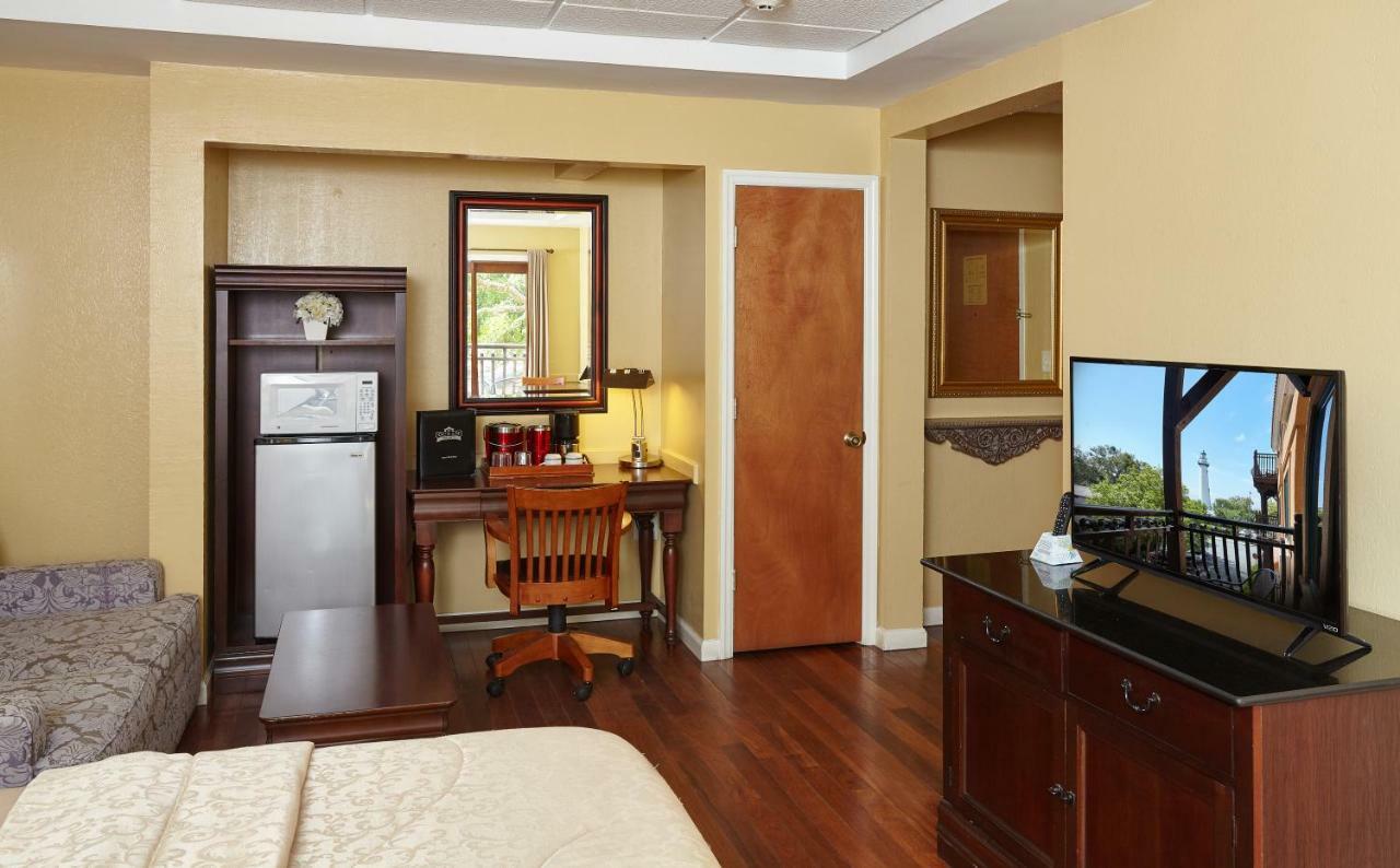 Ocean Inn & Suites St. Simons Island Εξωτερικό φωτογραφία